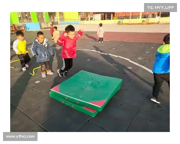 蛙跳训练助力提升身体灵活性与运动反应速度的科学方法探索 蛙跳训练助力提升身体灵活性与运动反应速度的科学方法探索
